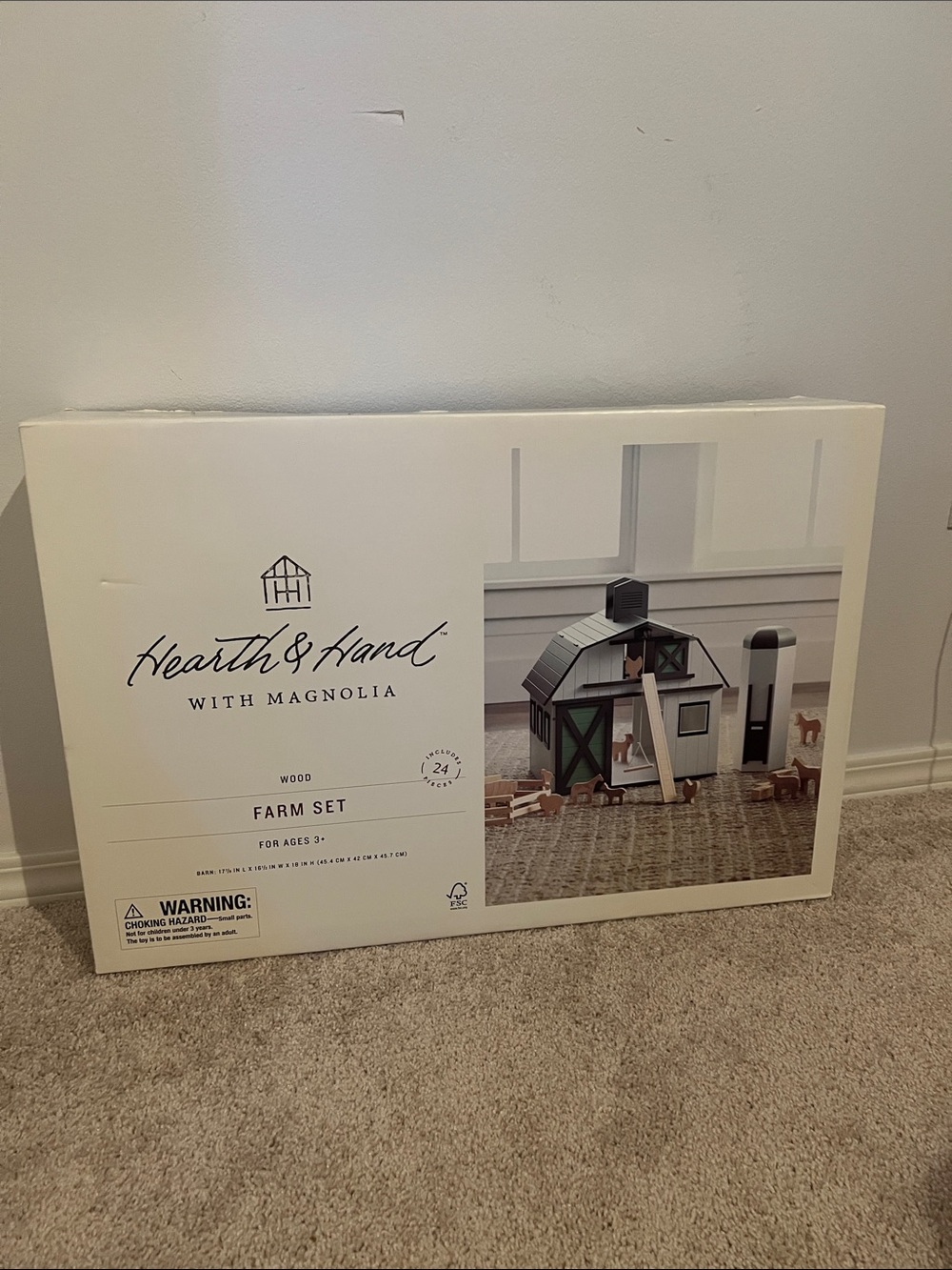Hearth & Hand with Magnolia- Montessori/Waldorf Wood Farm Set - White and Green